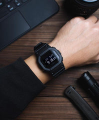 CASI-O G-SHOCK DW5600BB